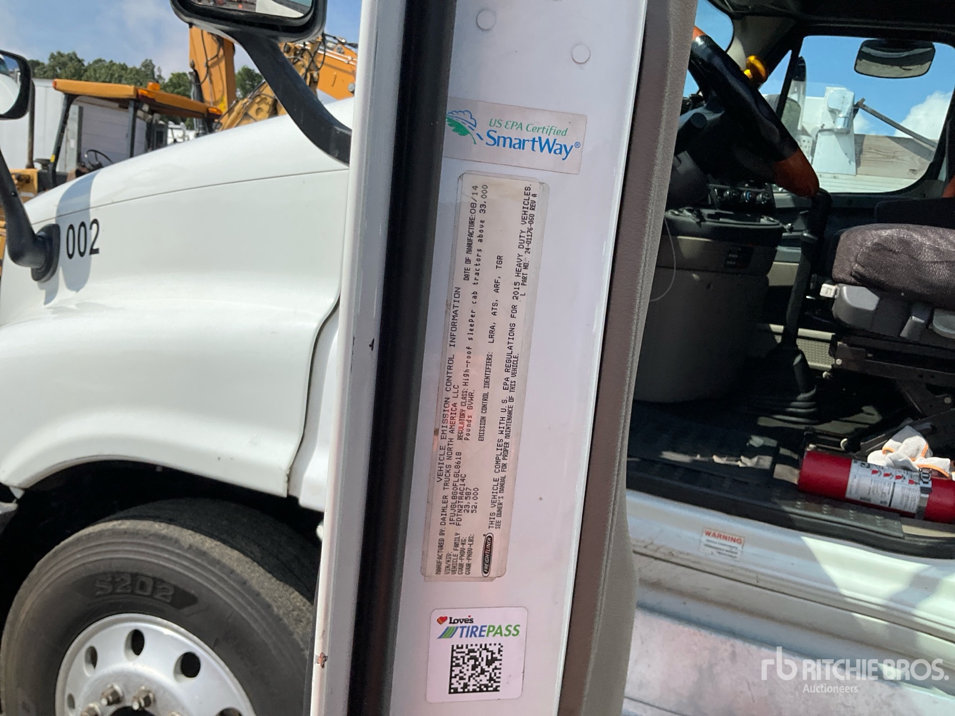 2015 Freightliner CASCADIA 125