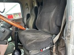 4 Transmision with Seats/armrests