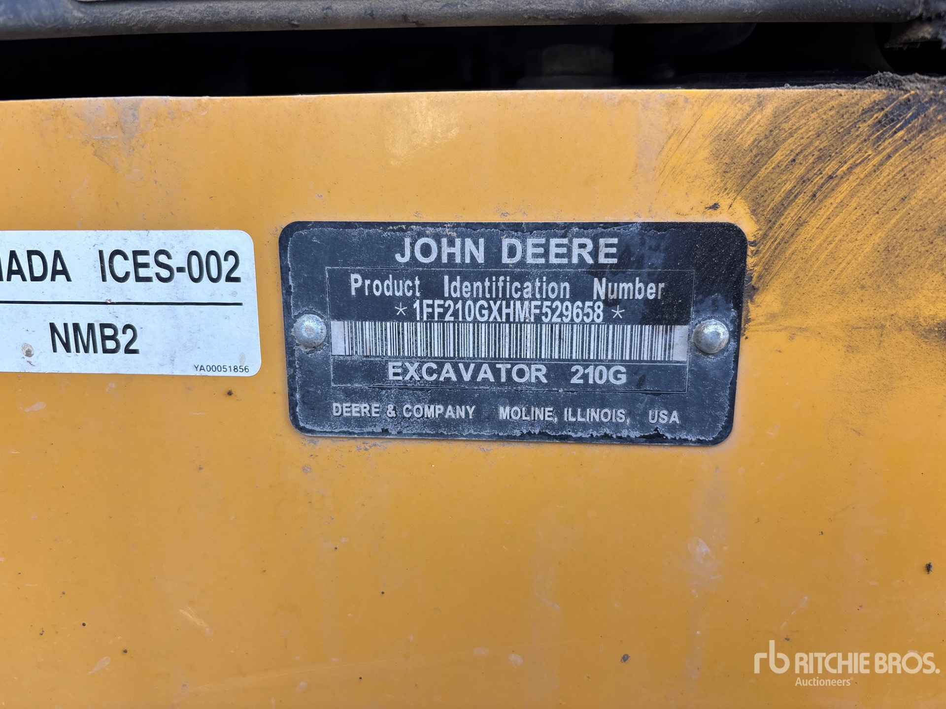 2022 John Deere 210GLC