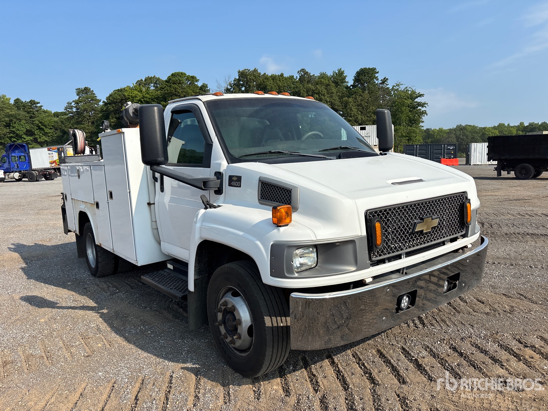 General Appearance with Picture, Right Front Corner