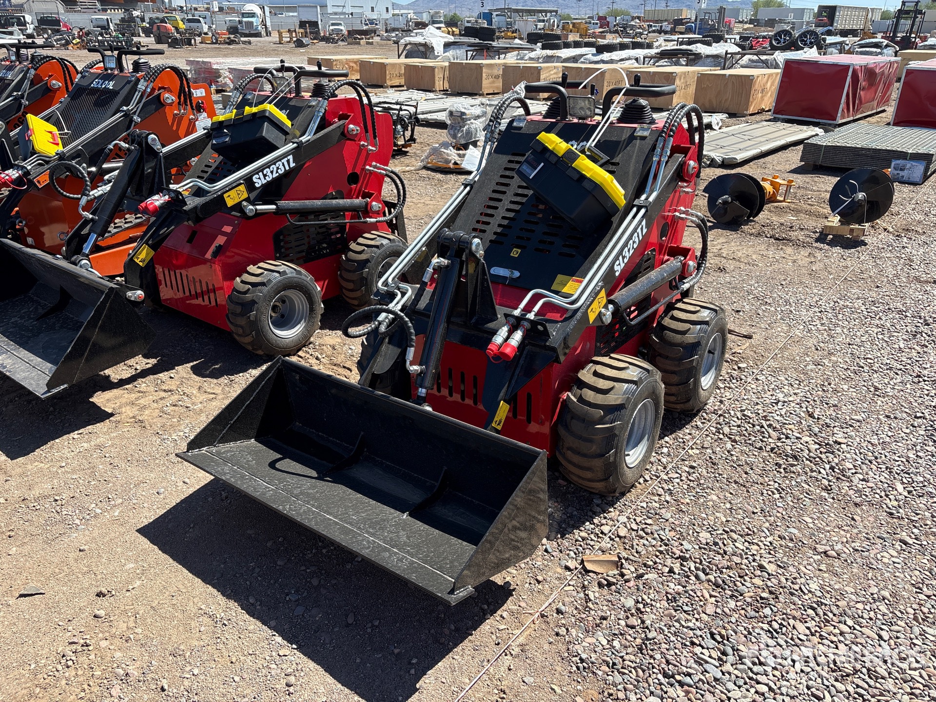 リジットサス ソフトミドル 2026 SDLOOL SL-323TZ Mini Skid Steer Loader (Unused) | Ritchie