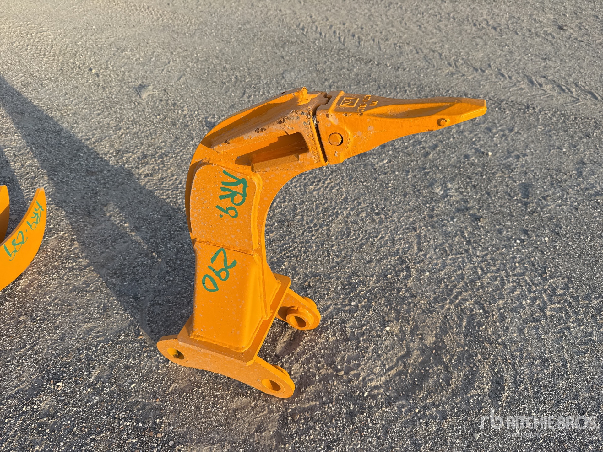 2026 GIYI CAT Excavator Ripper (Unused)