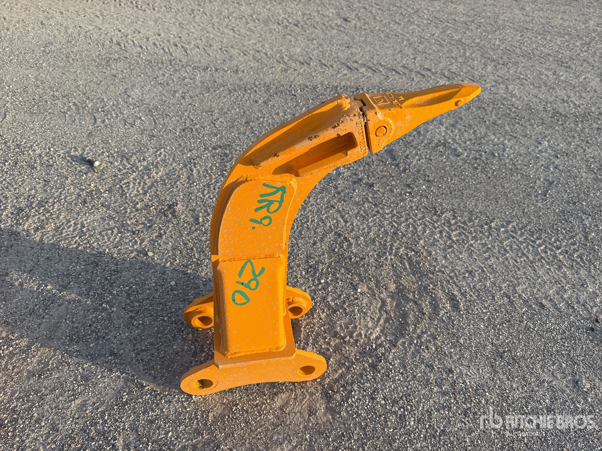 2026 GIYI CAT Excavator Ripper (Unused)