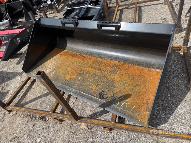 2026 GIYI GY-BT67 Skid Steer Bucket