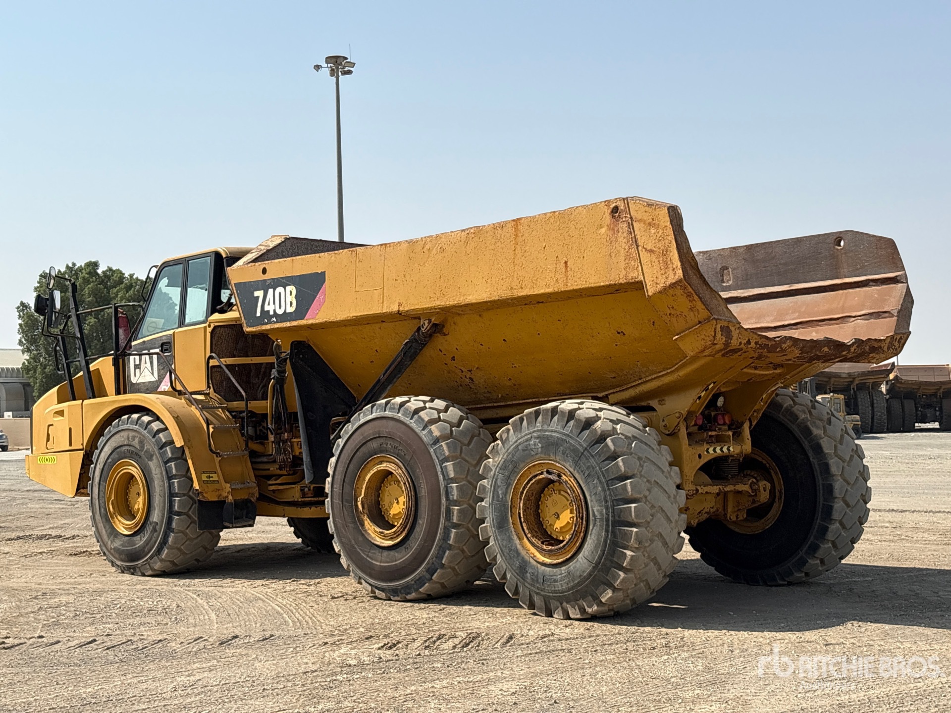 2012 Caterpillar 740B
