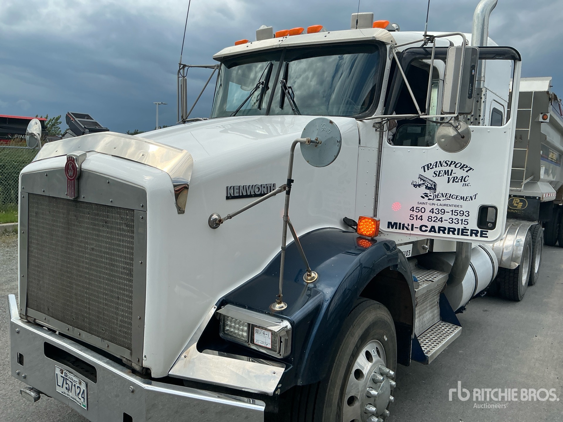 Photo of 2006 Kenworth T800
