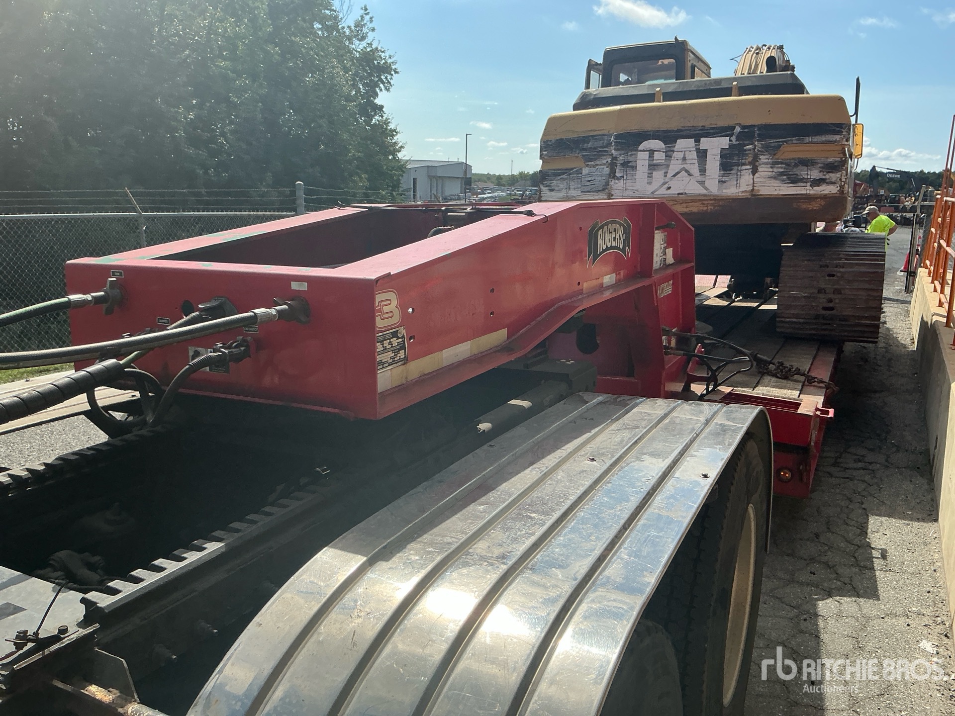 2004 Rogers 50 TON TRI/A REMOVABLE GOOSENECK