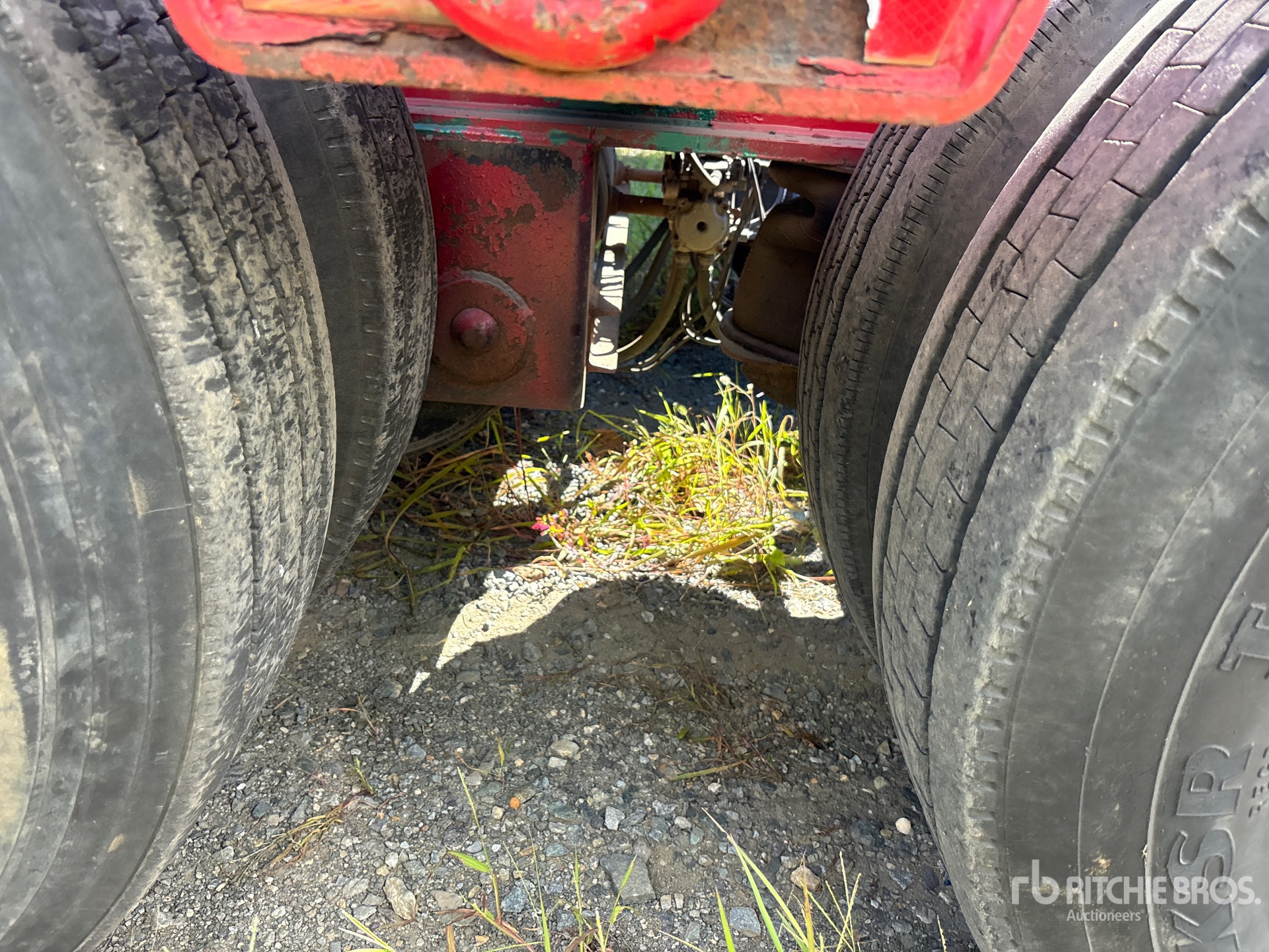 2004 Rogers 50 TON TRI/A REMOVABLE GOOSENECK