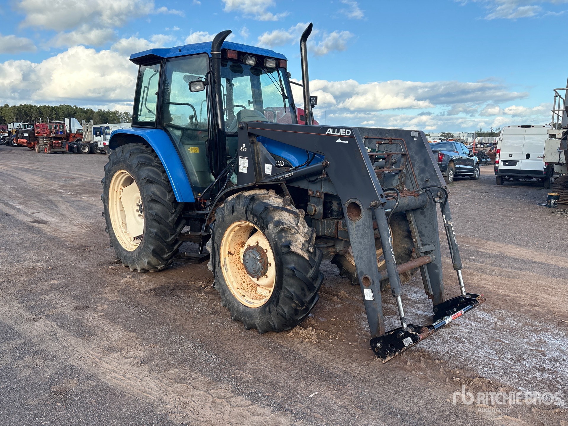 2001 New Holland TS110