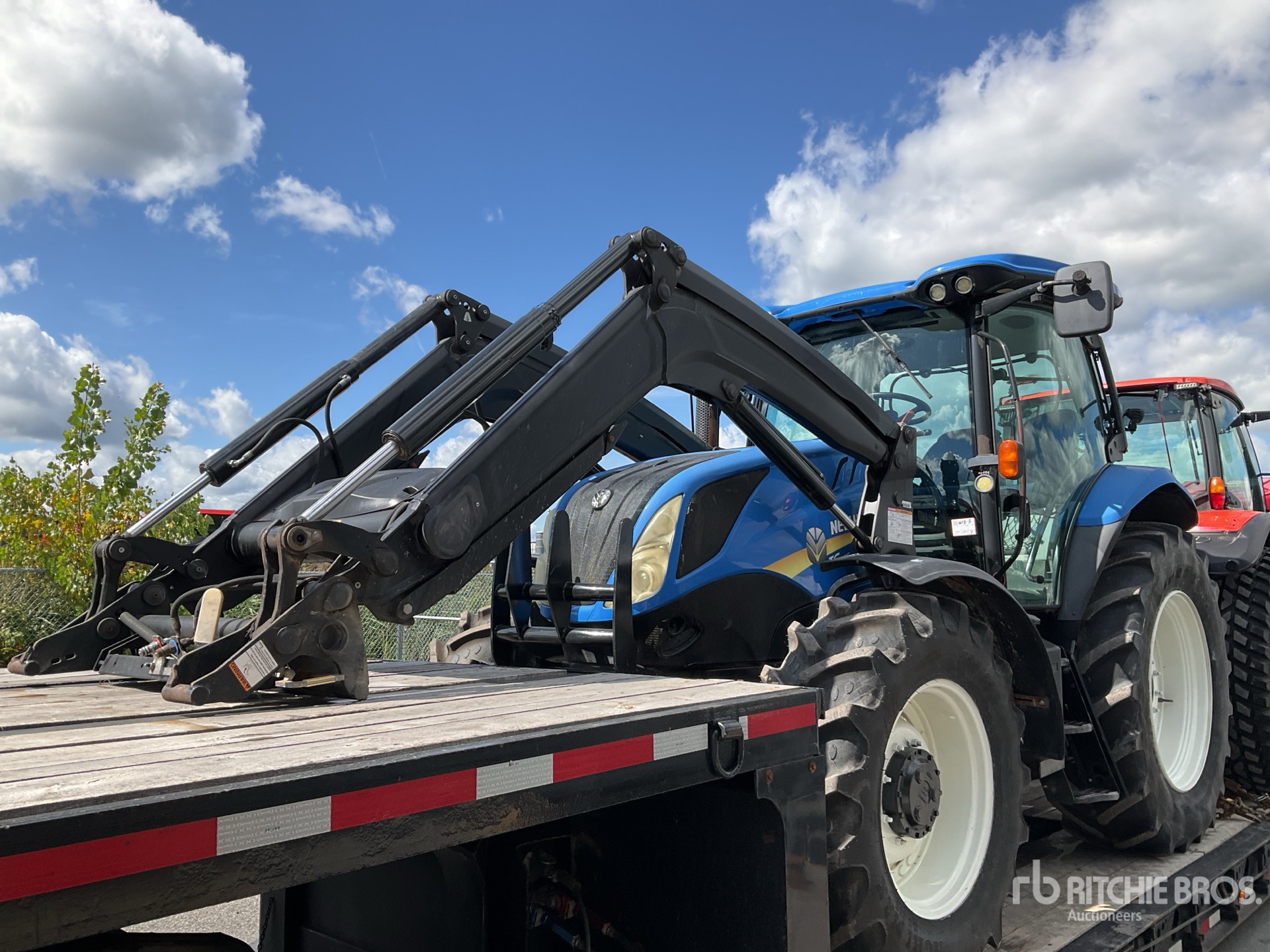 2015 New Holland T6.165