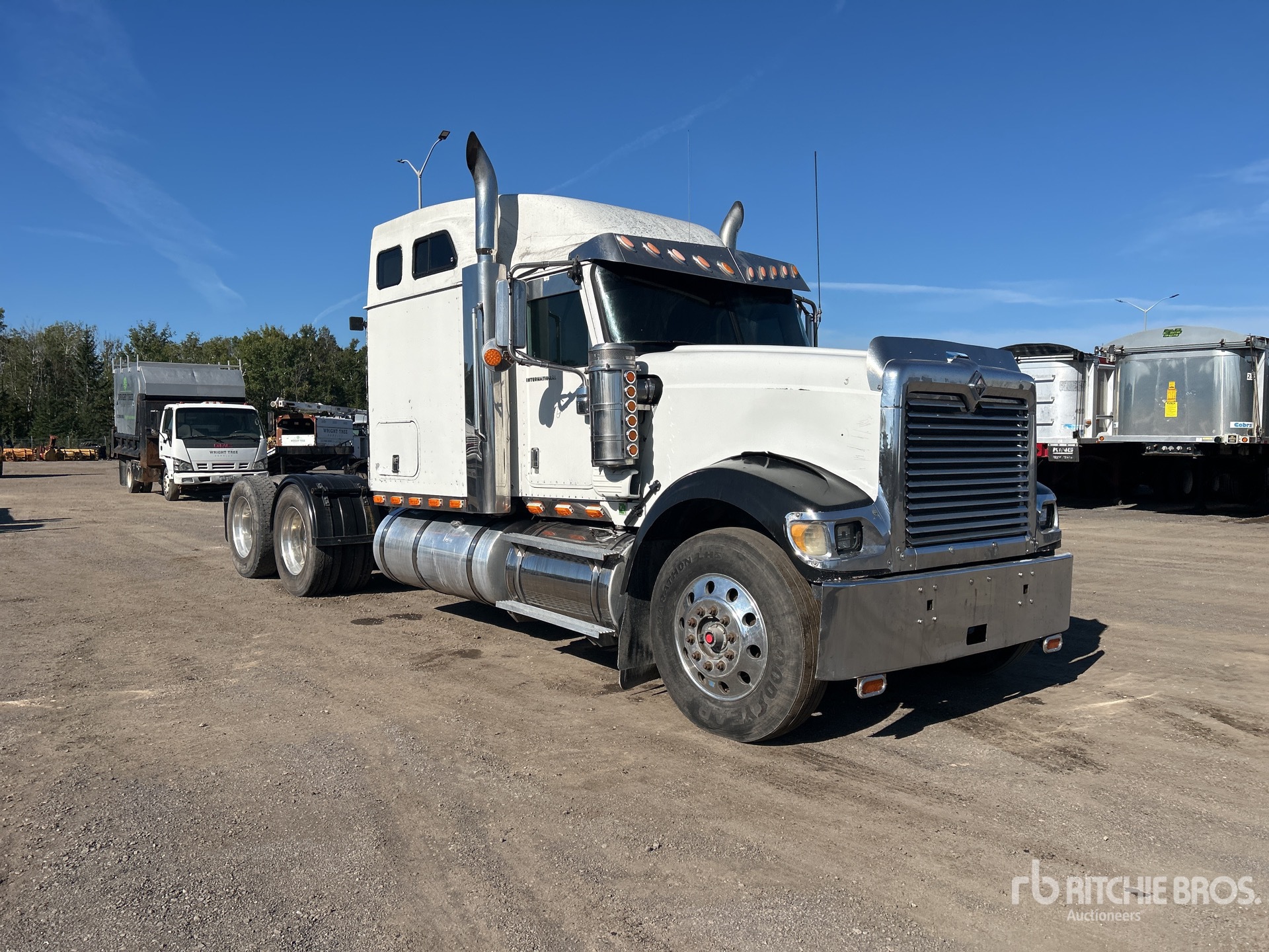2005 International 9900i
