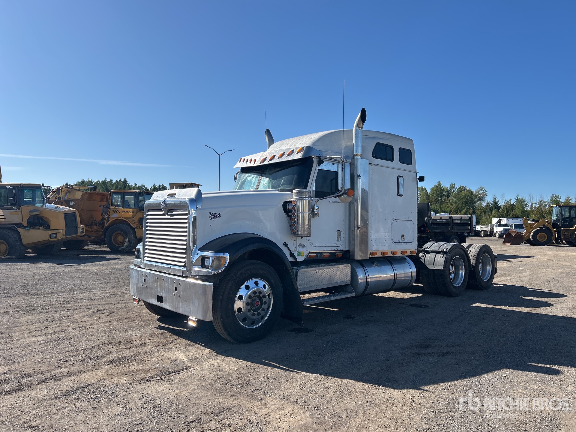 2005 International 9900i