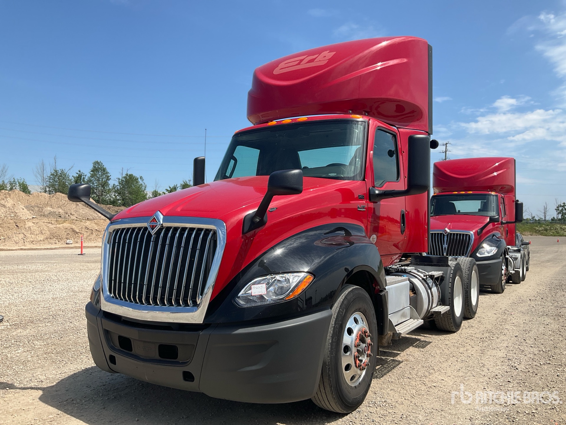 2019 International LT625