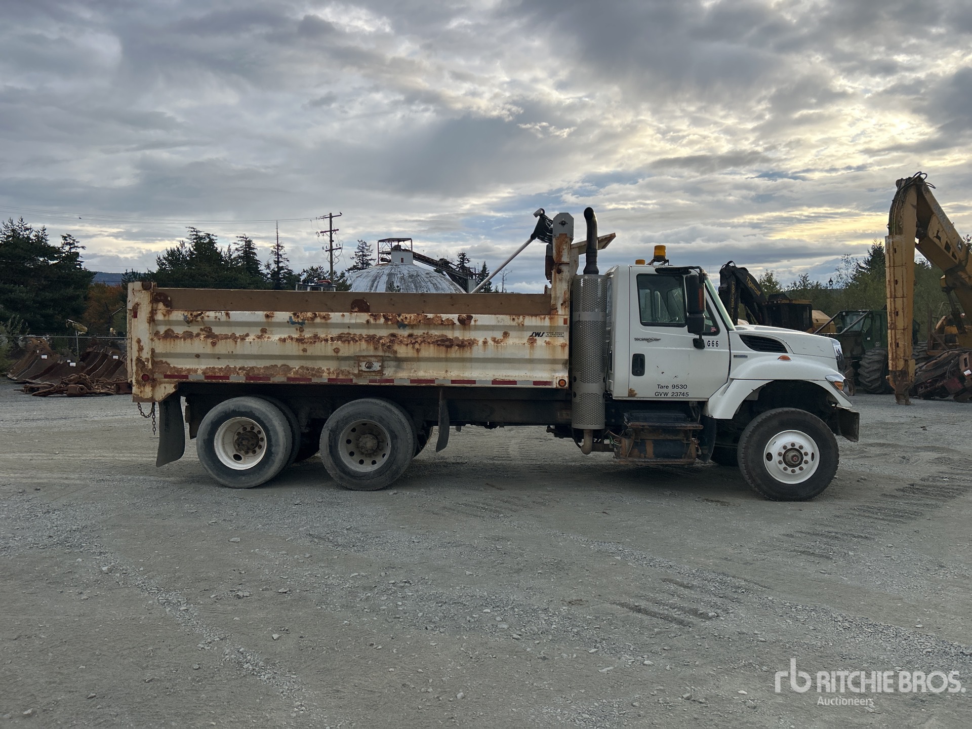 2008 International 7400
