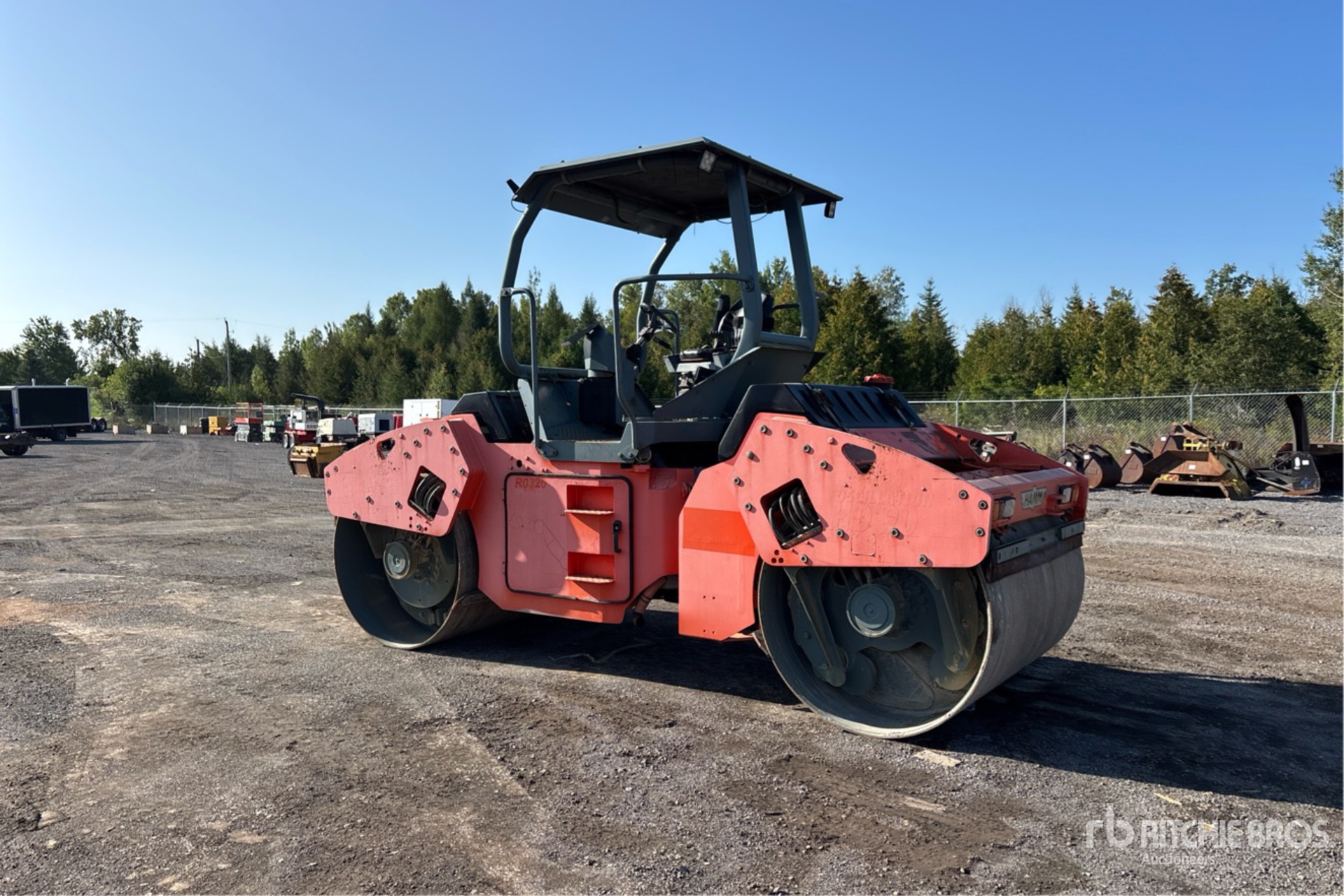 2004 Hamm HD090V