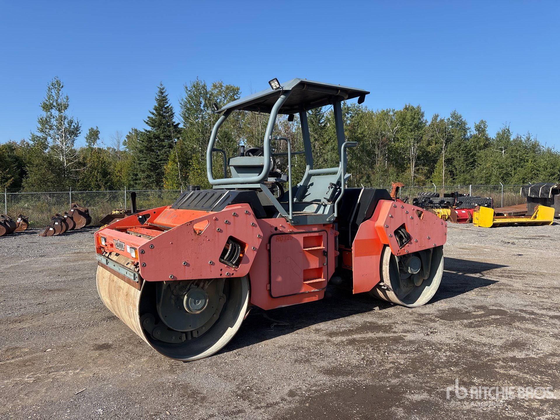 Photo of 2004 Hamm HD090V