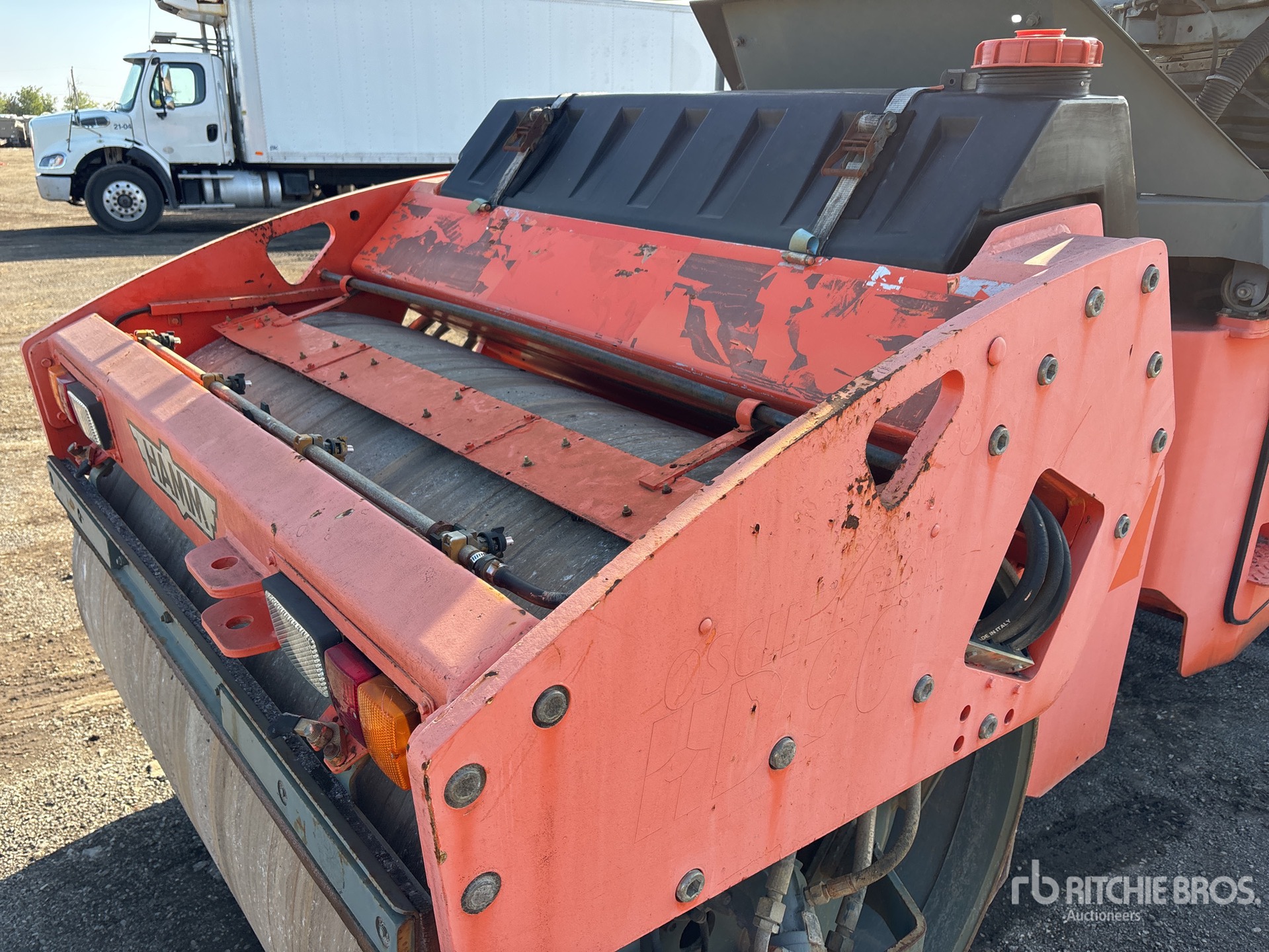 2004 Hamm HD090V
