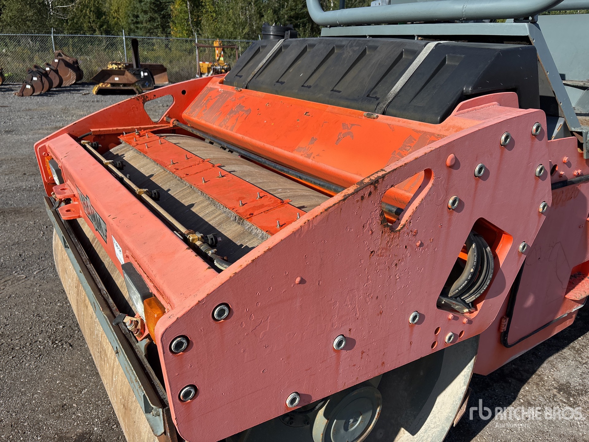 2004 Hamm HD090V