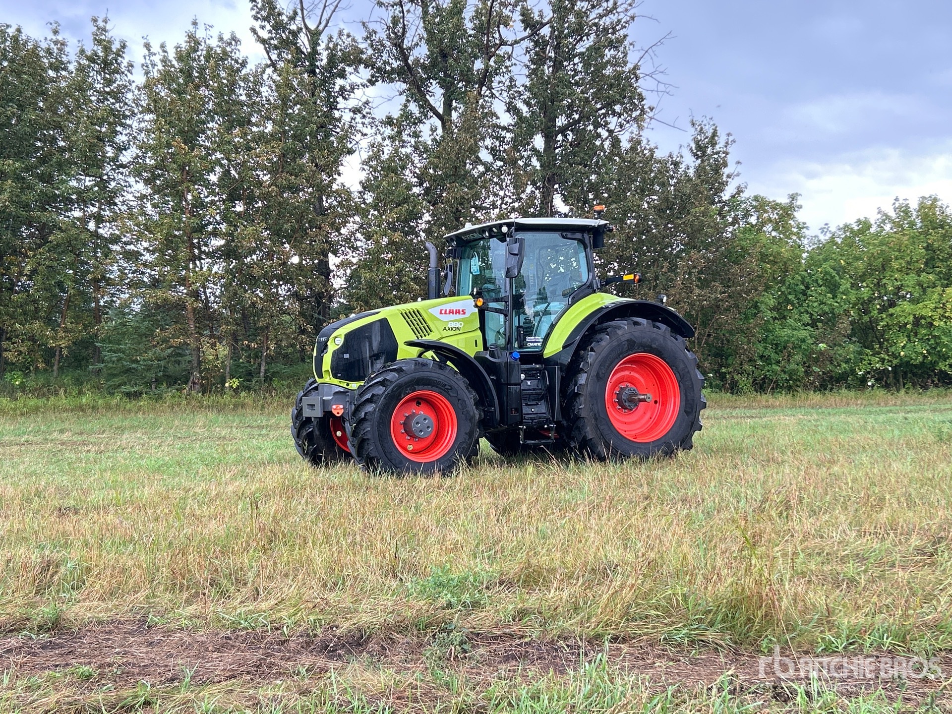 2024 Claas AXION 880