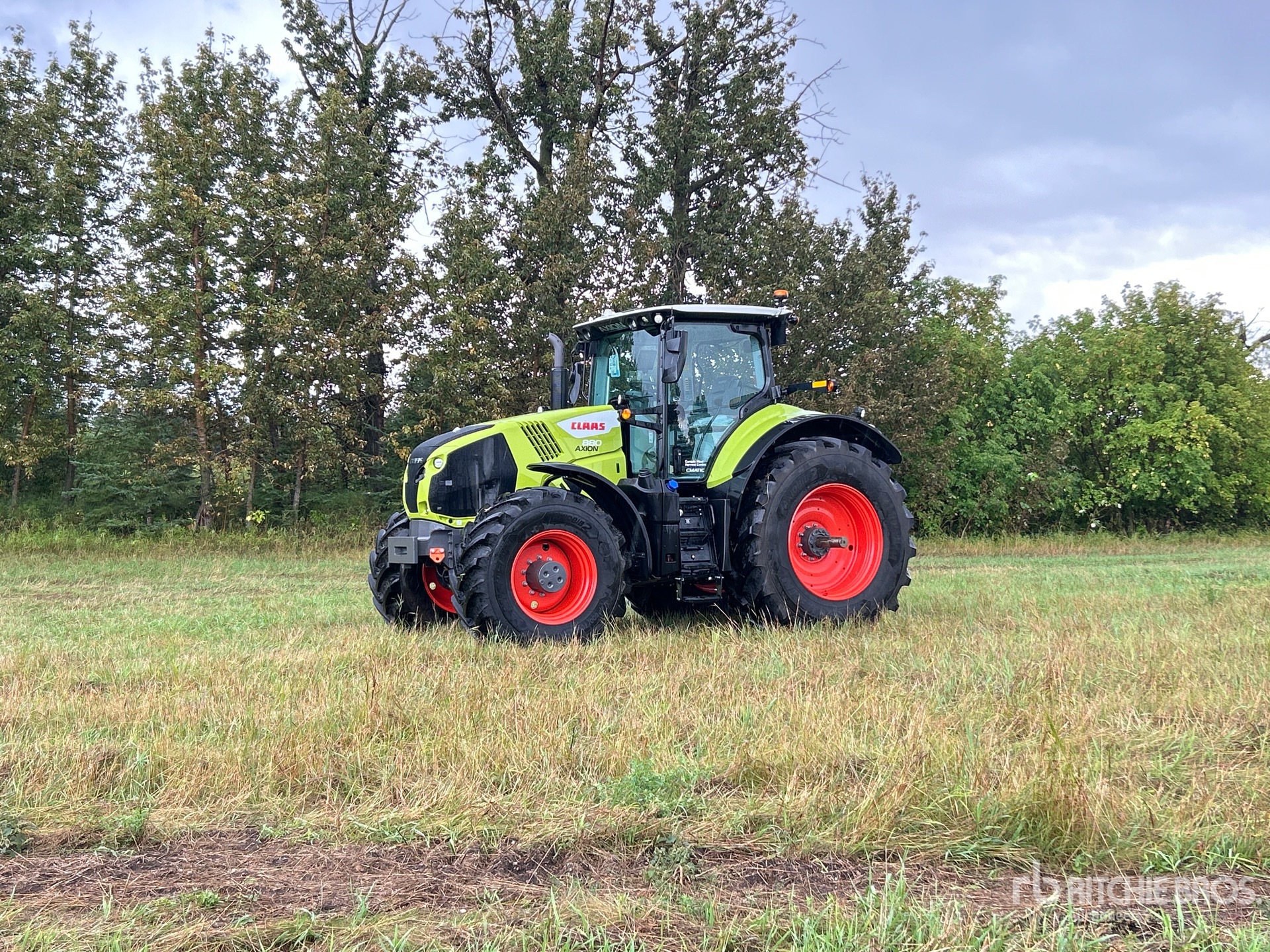 2024 Claas AXION 880