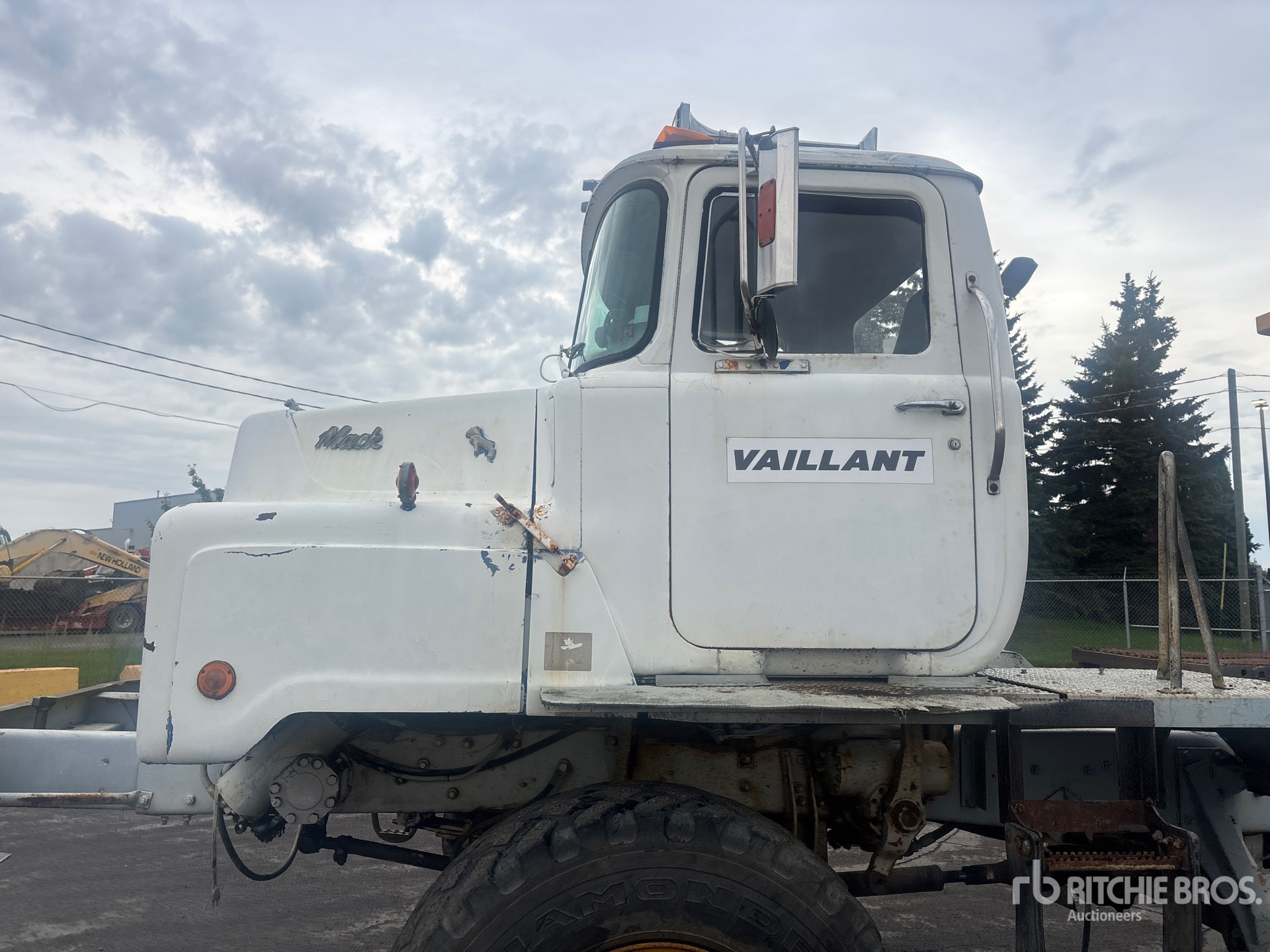 1989 Mack DMM6906EX