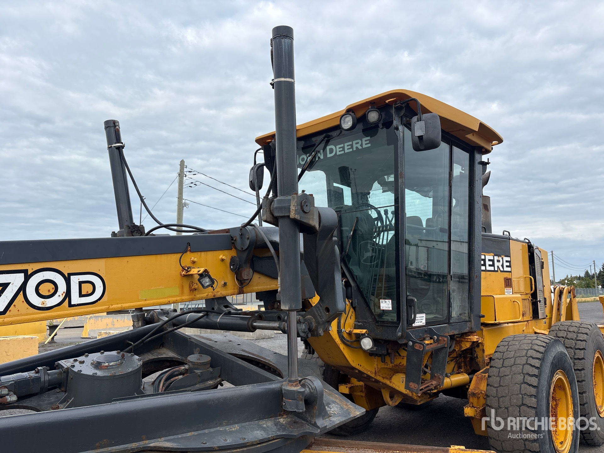 2007 John Deere 770D