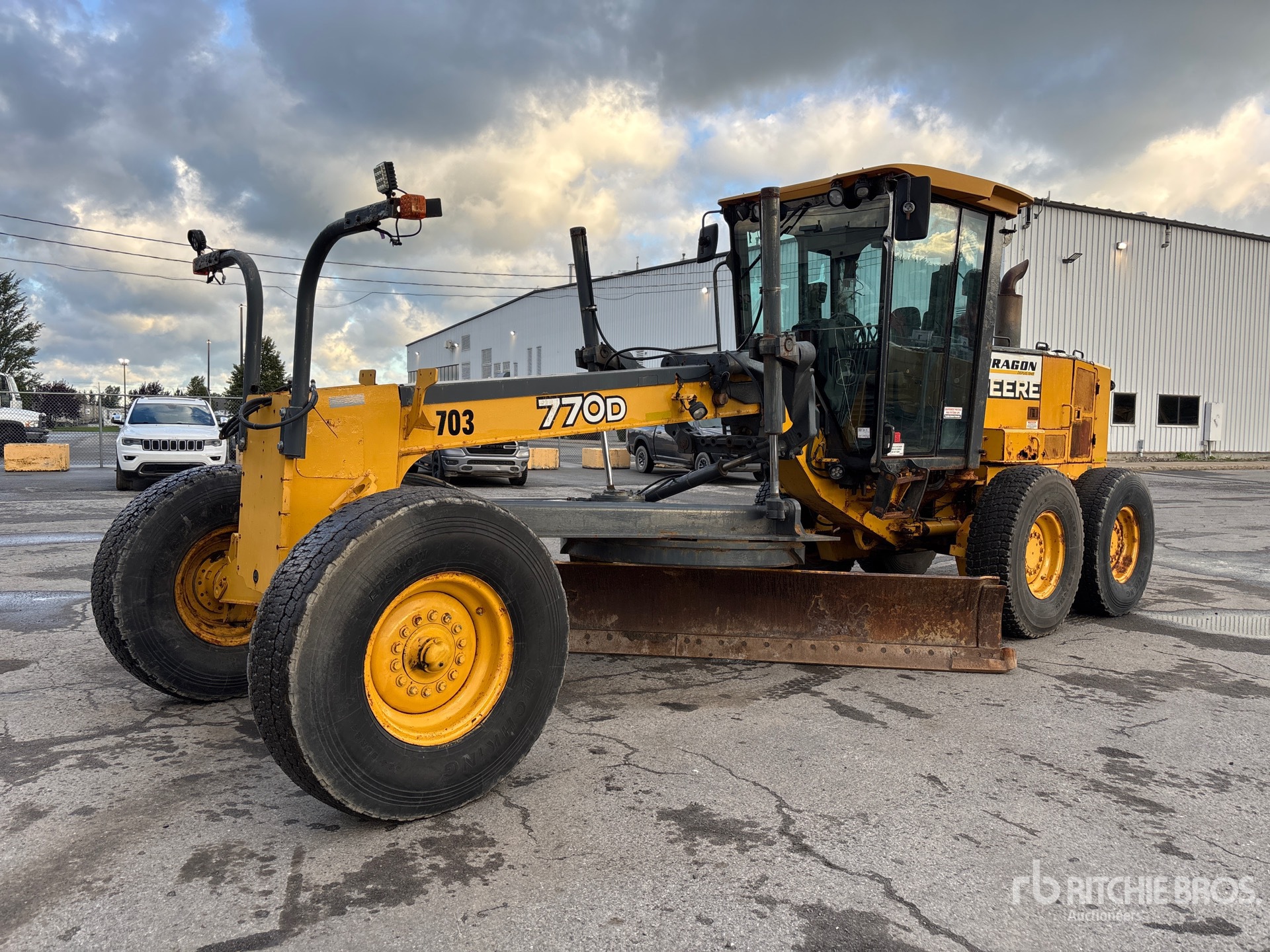Photo of 2009 John Deere 770D