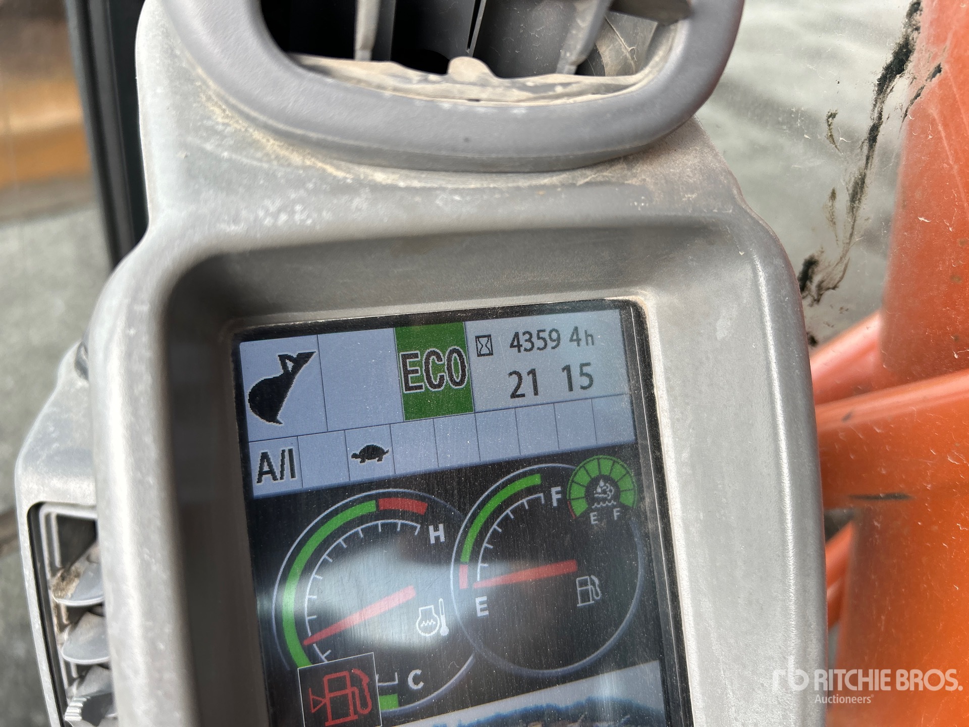 2019 Hitachi ZX300LC-6N