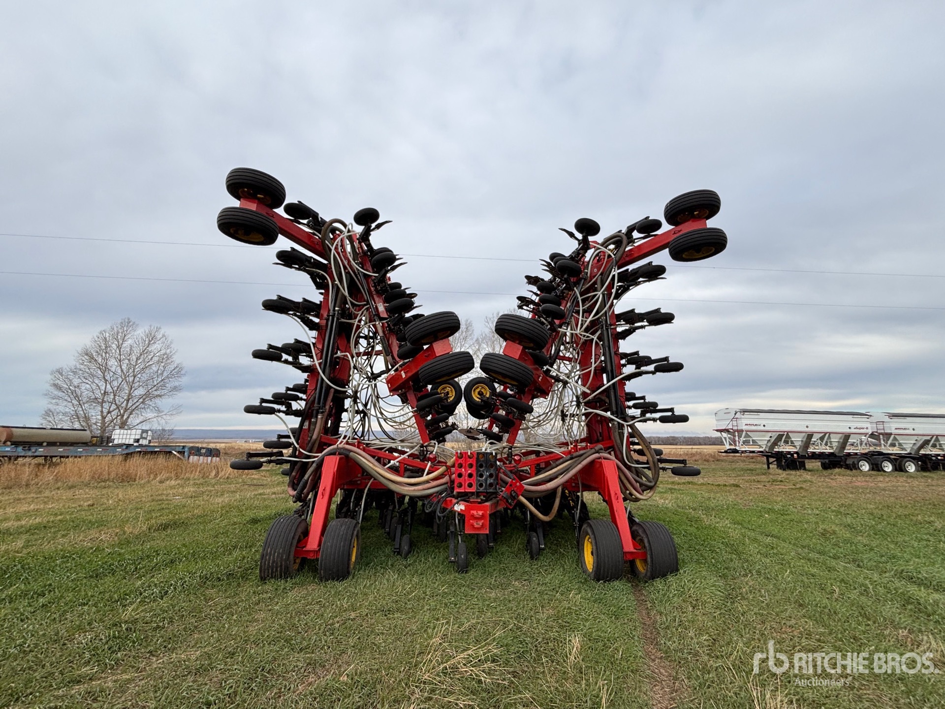 2011 Bourgault 3310PHD