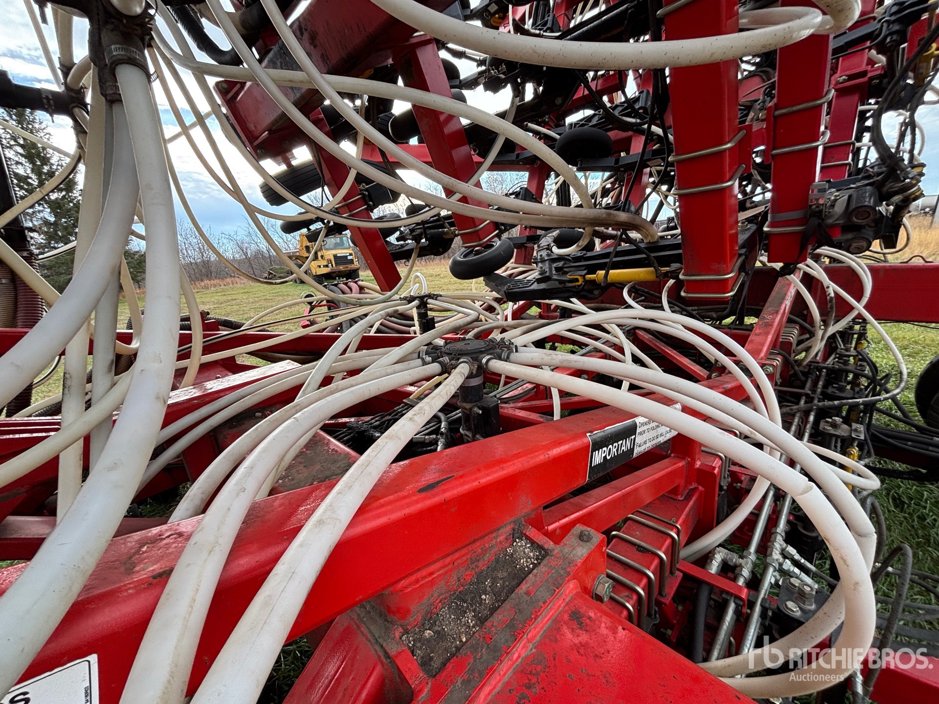 2011 Bourgault 3310PHD