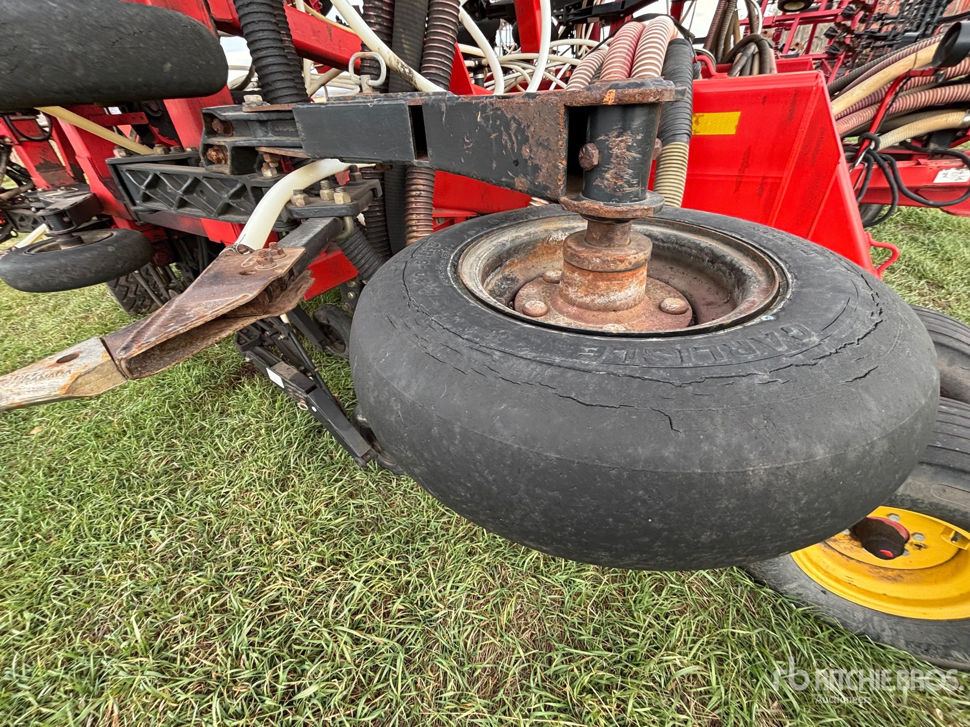 2011 Bourgault 3310PHD