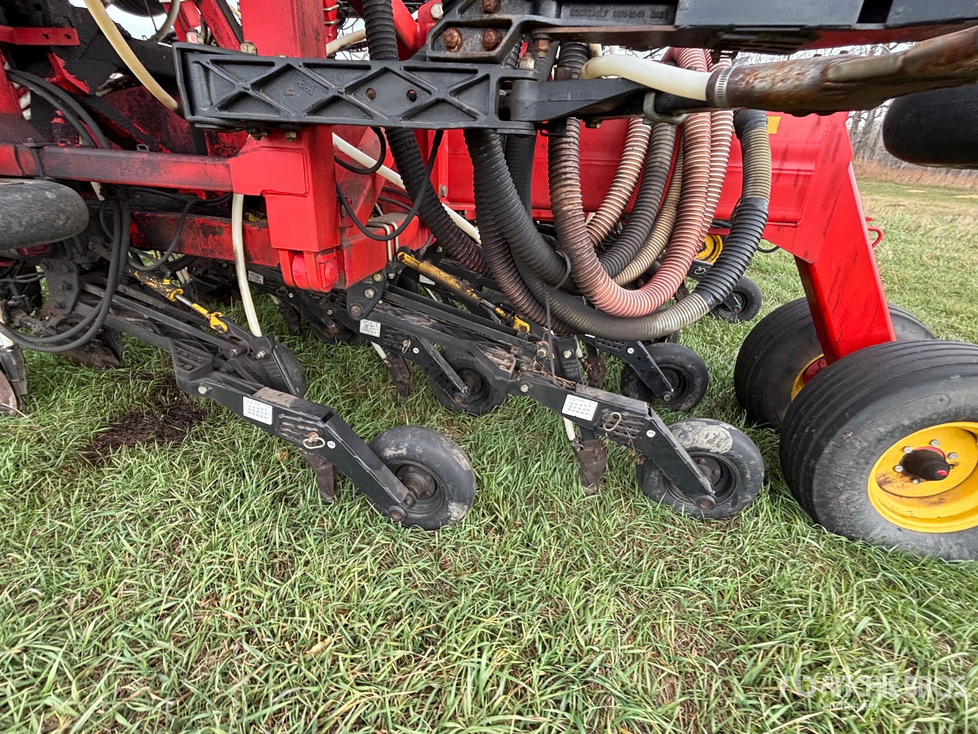 2011 Bourgault 3310PHD