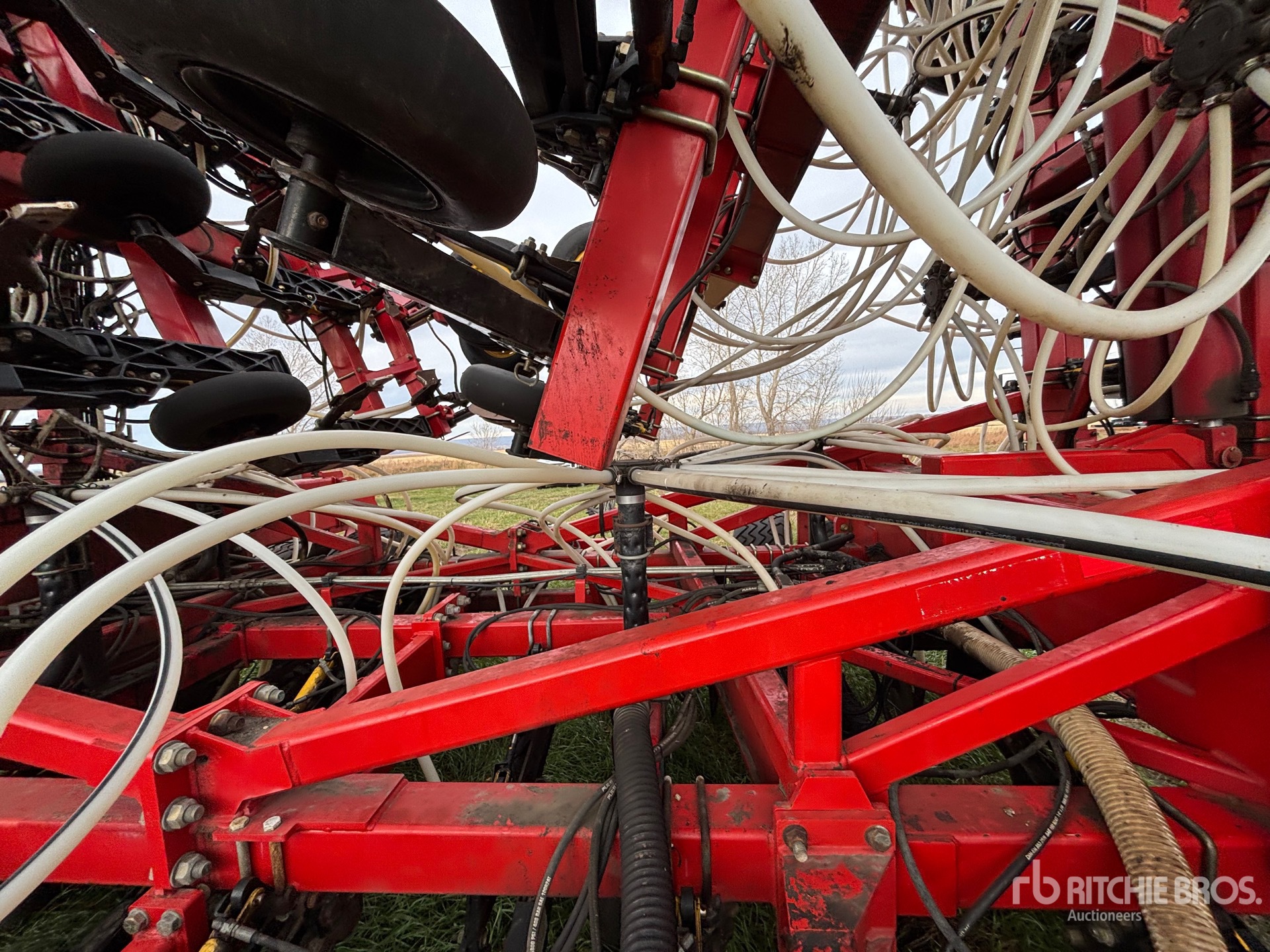 2011 Bourgault 3310PHD