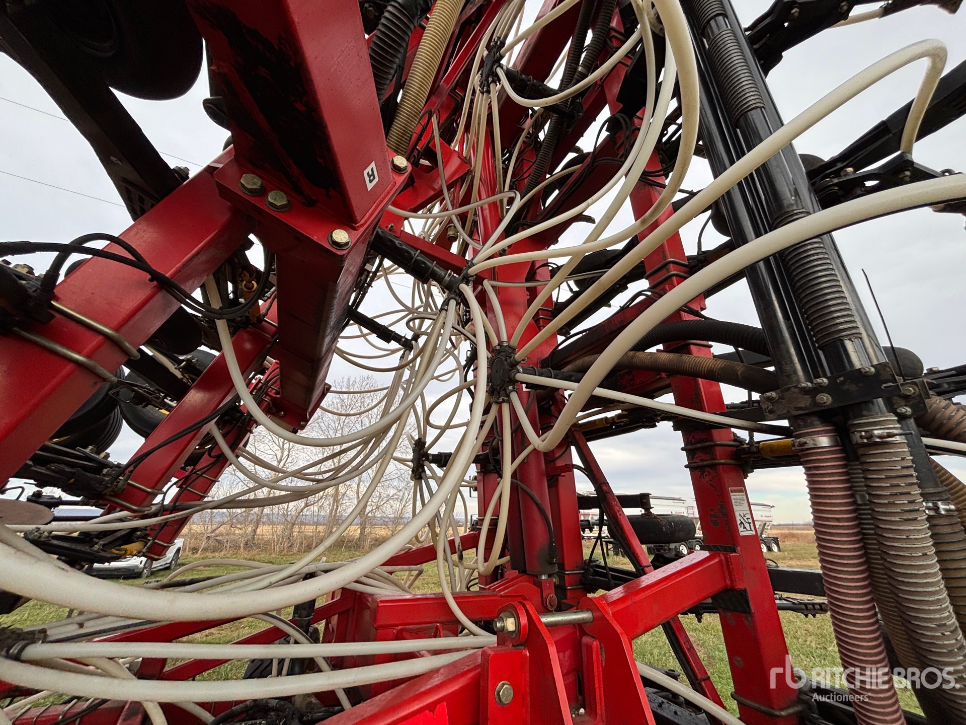 2011 Bourgault 3310PHD