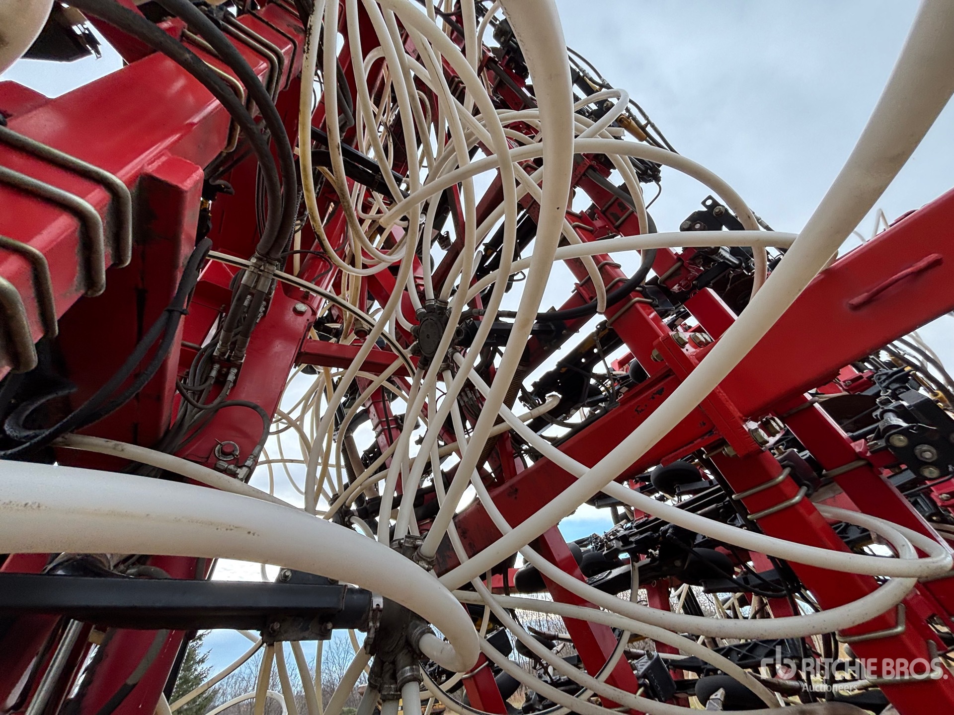 2011 Bourgault 3310PHD