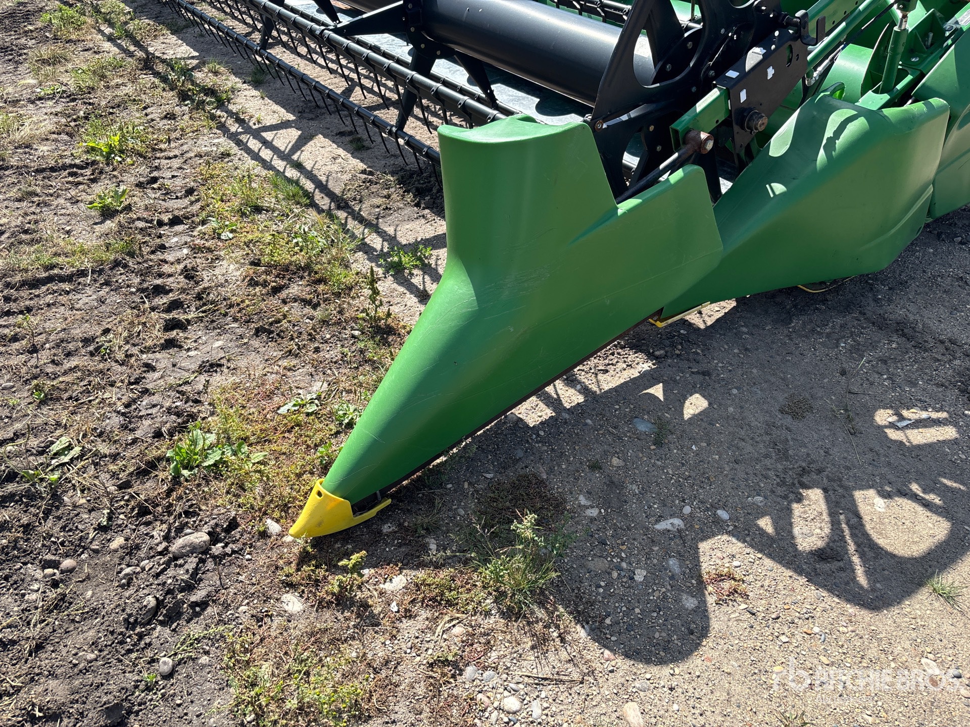 2016 John Deere 635F