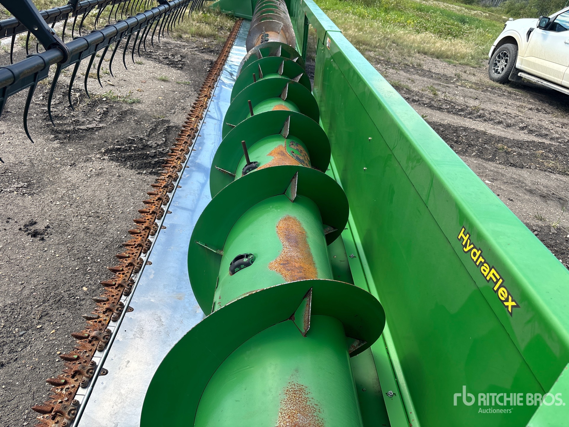 2013 John Deere 635F
