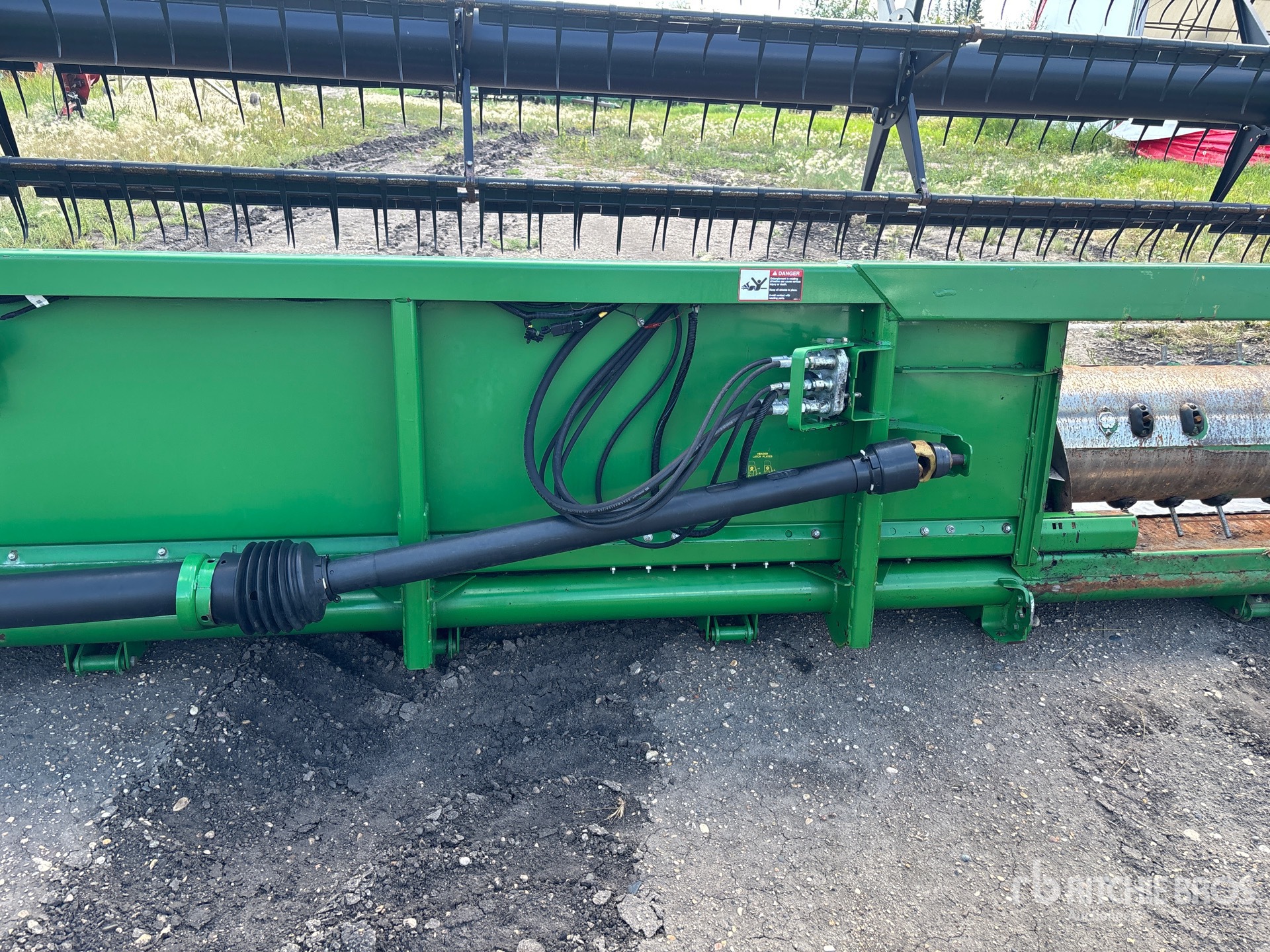 2013 John Deere 635F