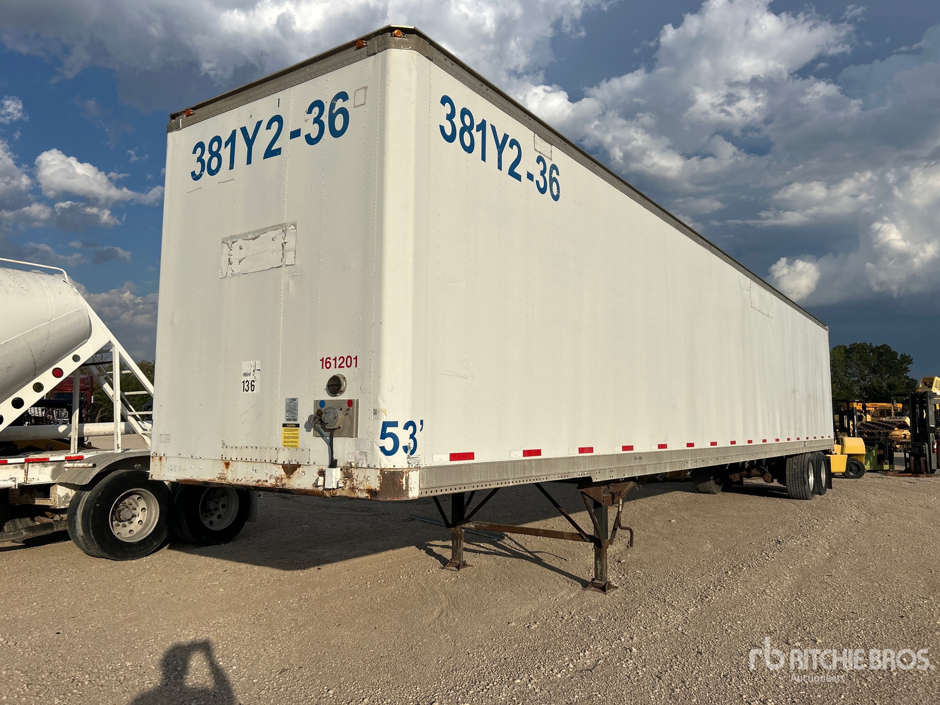 2001 Stoughton 53 FT