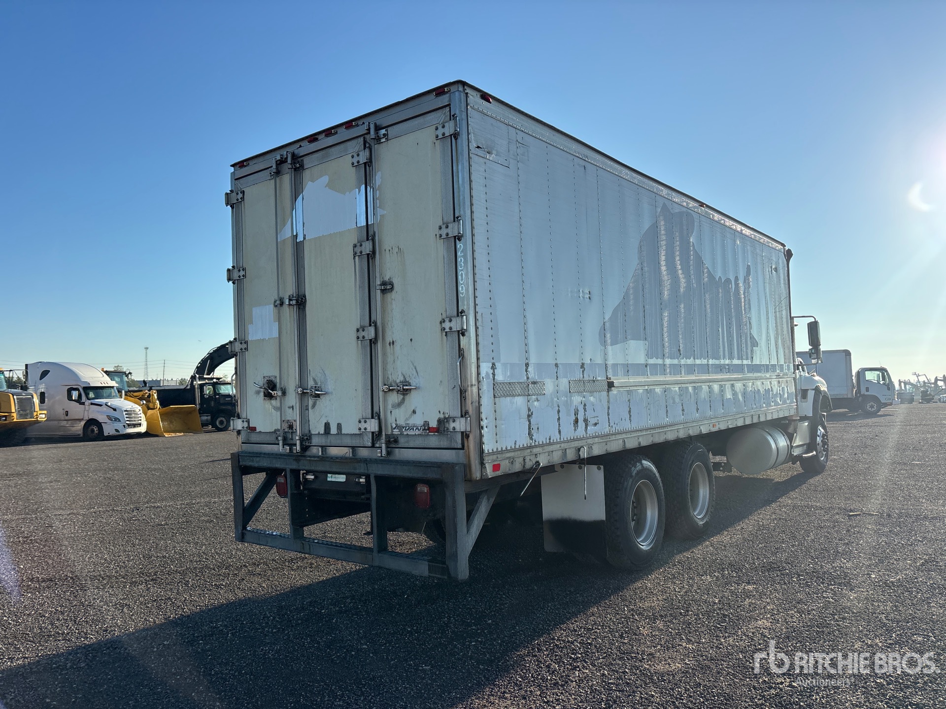 2018 International WORKSTAR 7600