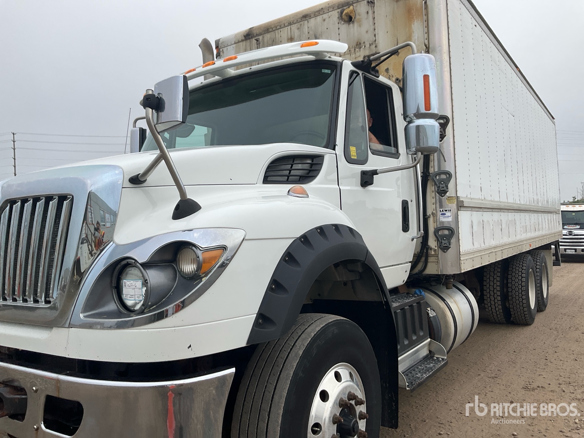 2018 International WORKSTAR 7600