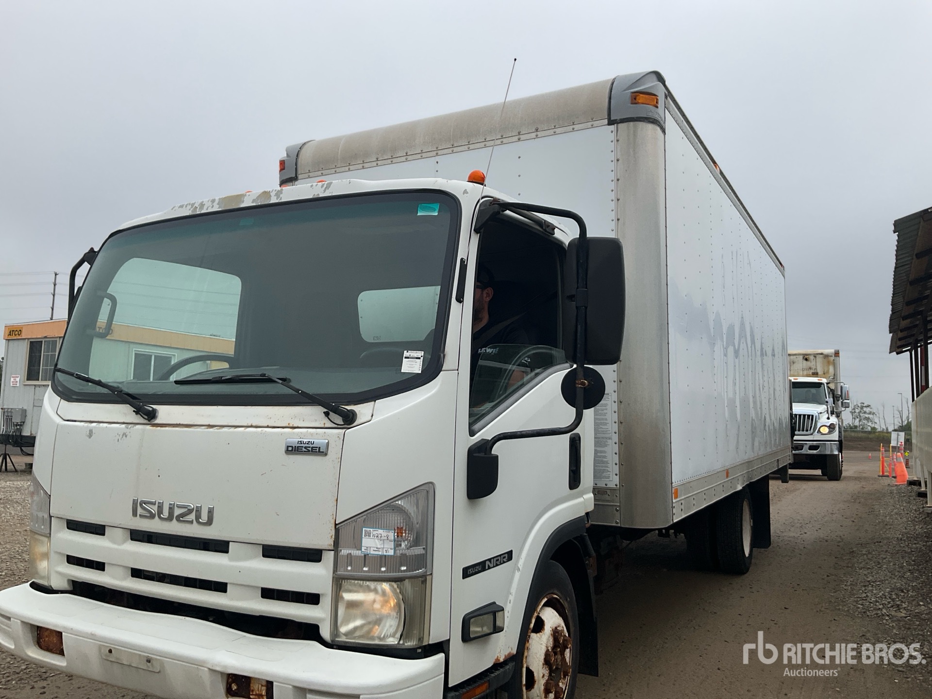 2010 Isuzu NRR