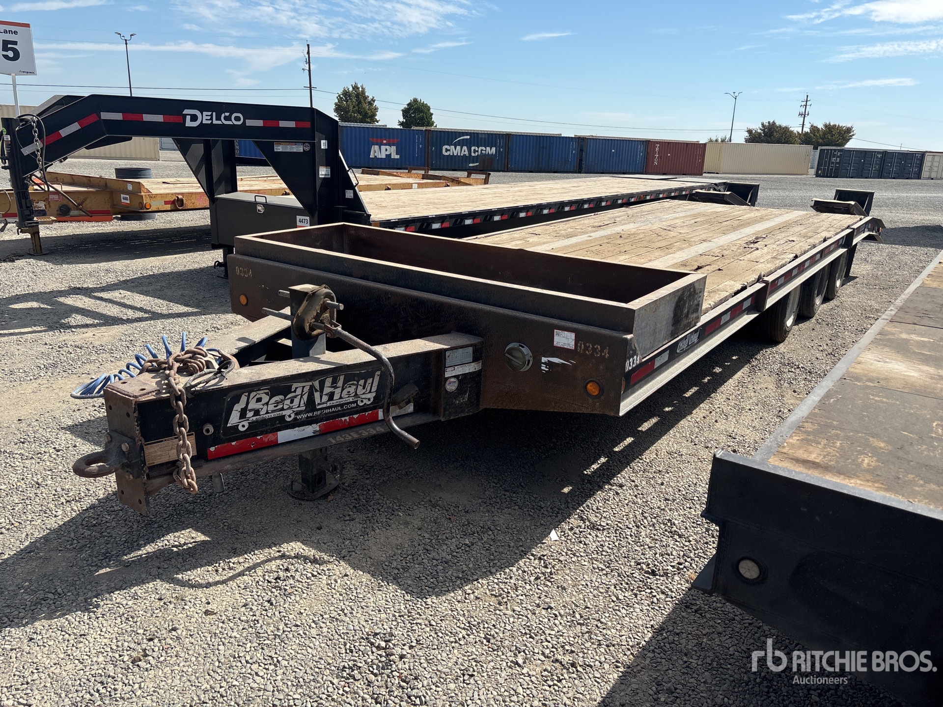 2012 Redi Haul 30 ft Tri/A