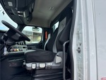 Cab with Seats/armrests