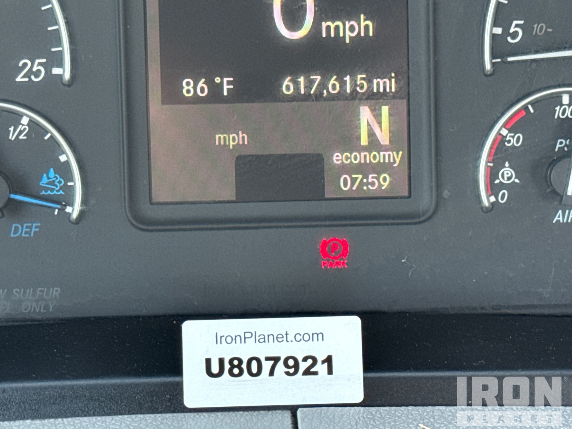 2020 Freightliner 6X4