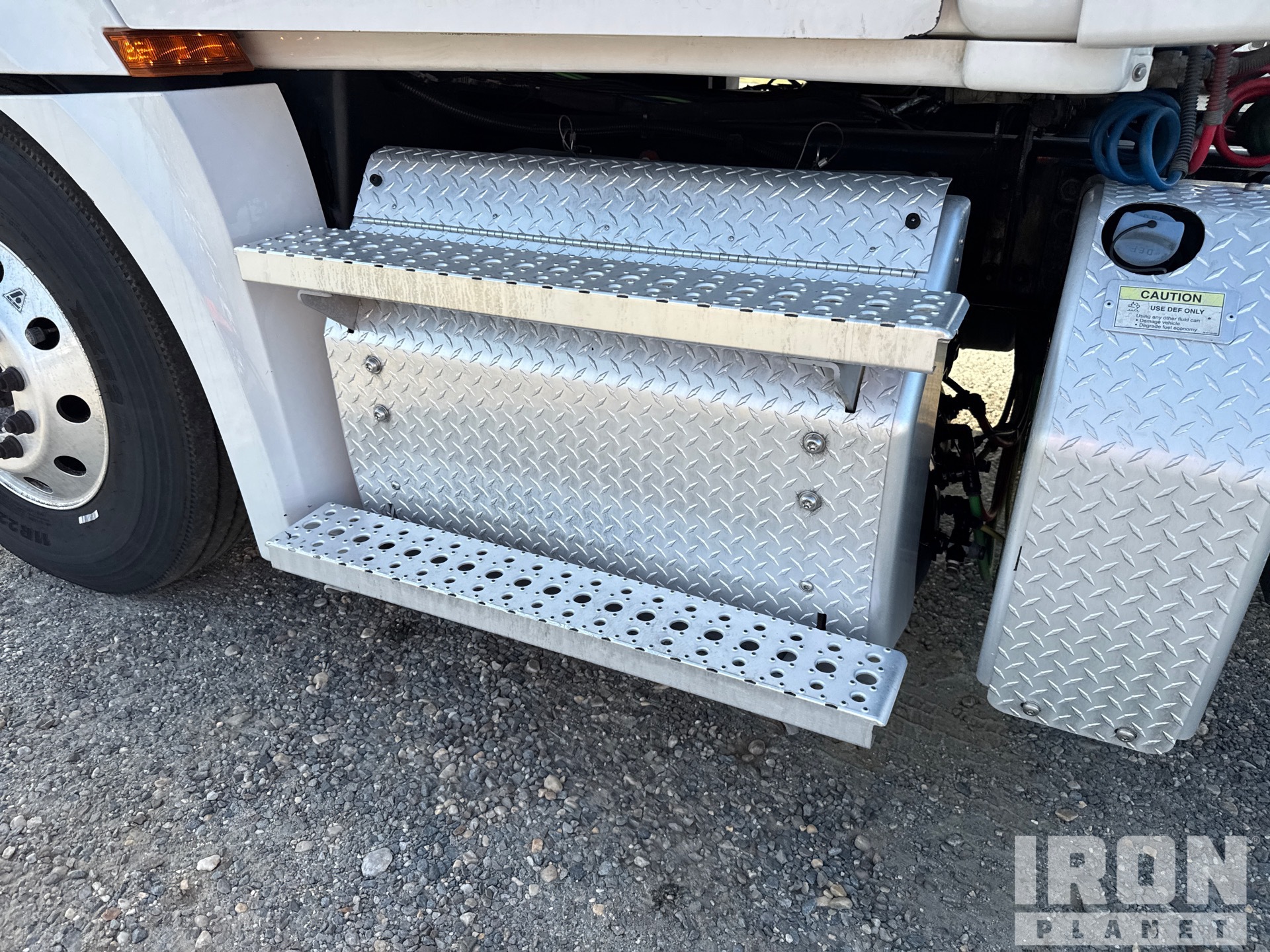 2020 Freightliner 6X4