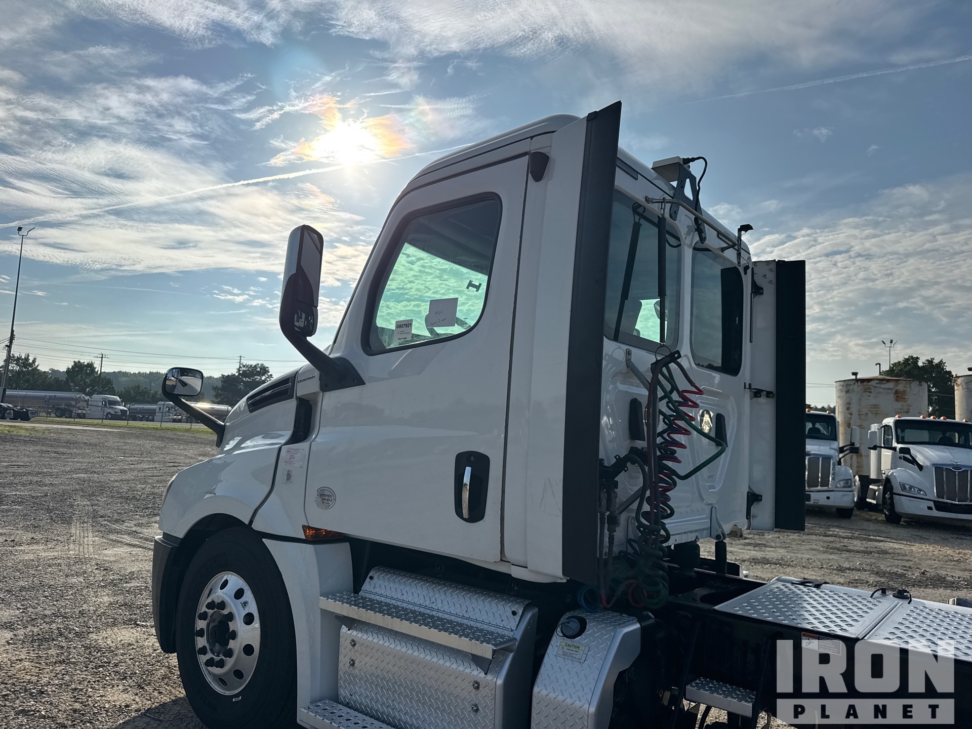 2020 Freightliner 6X4