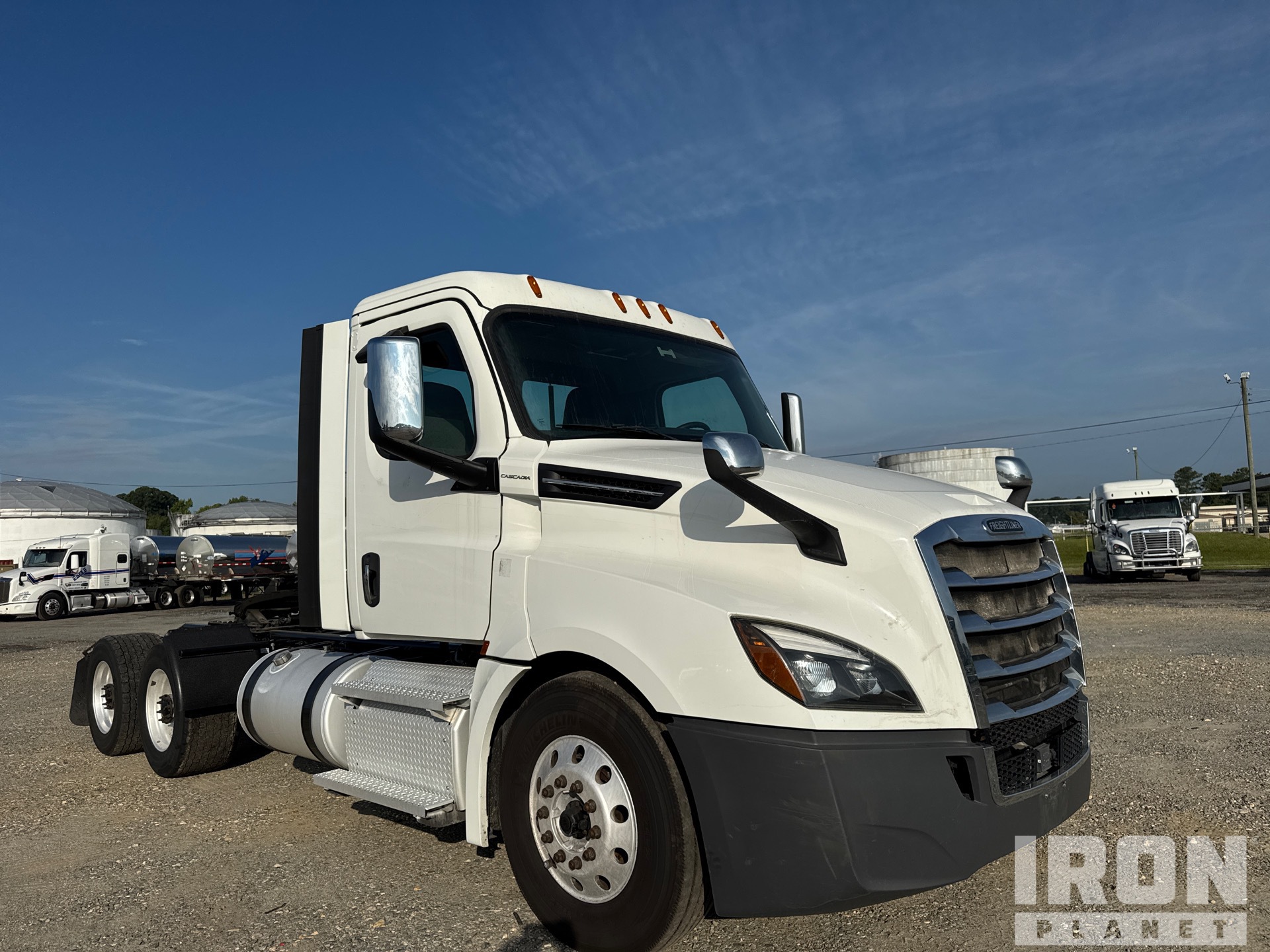 2020 Freightliner 6X4