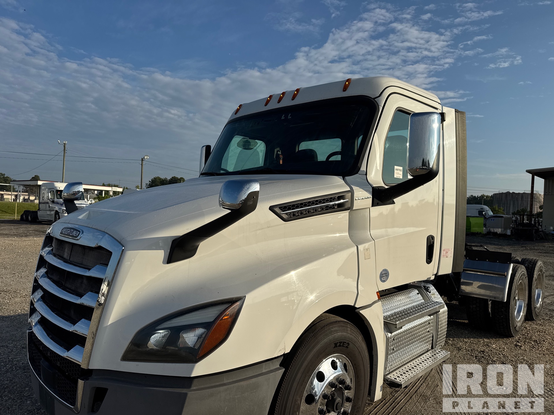 Photo of 2020 Freightliner CASCADIA 126