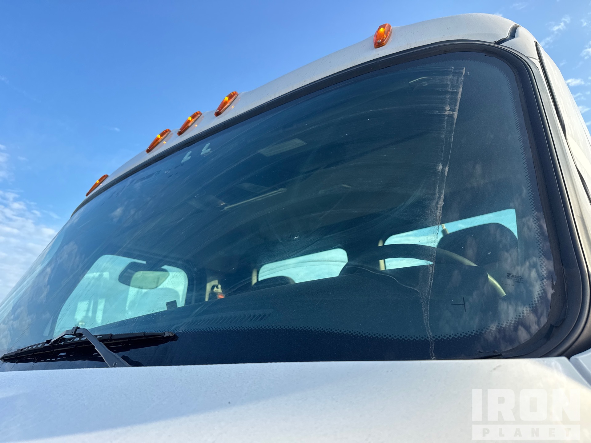 2020 Freightliner CASCADIA 126